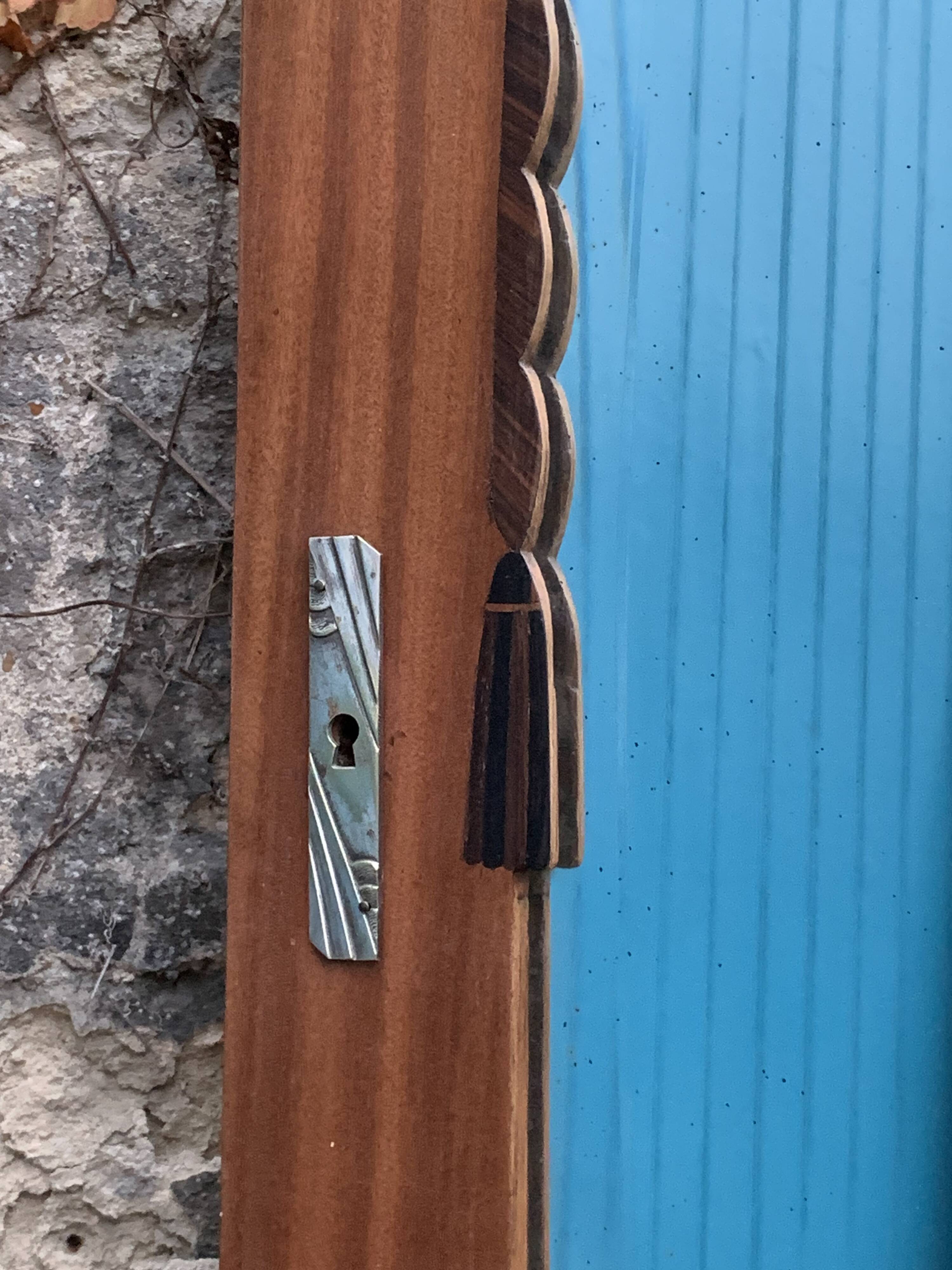 Beveled oval mirror on art deco door Mahogany 79x162