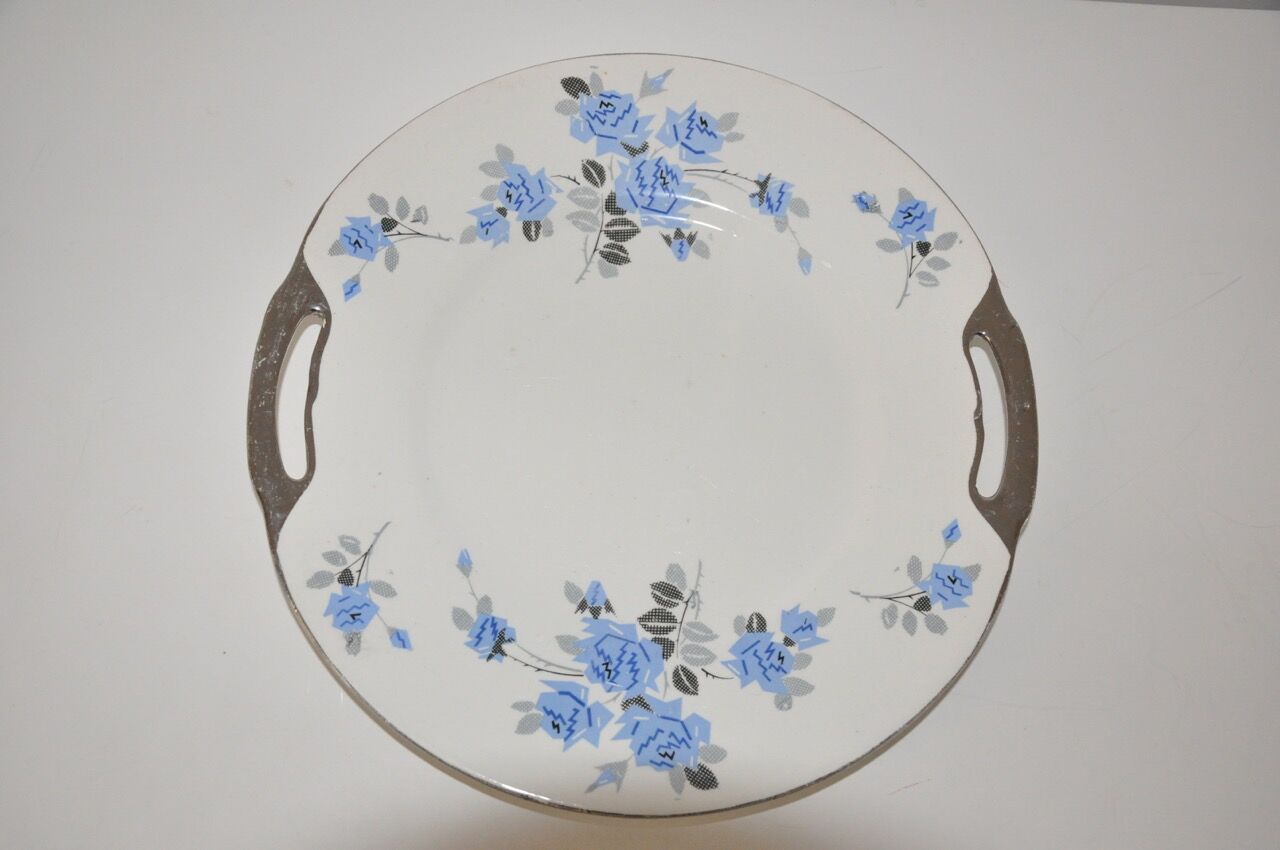 Set of 11 plates dessert and 1 dish of the pottery of onnaing