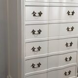 Louis xv-style cream white rag maker