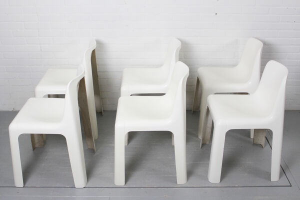 Ensemble de 6 chaises de salle à manger OZOO 700 en fibre de verre par Marc Berthier pour Roche Bobois, années 1970