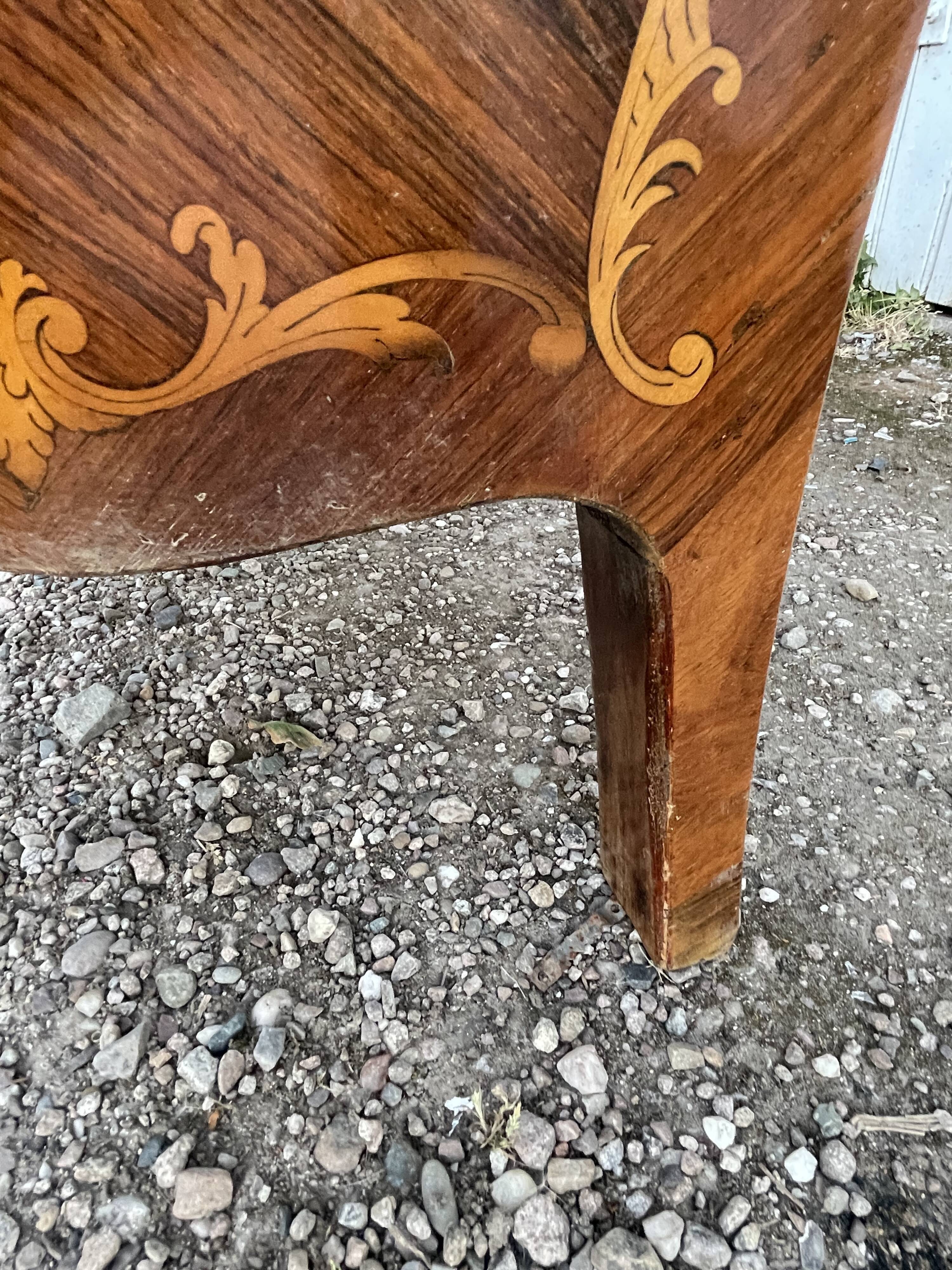 Secretary louis XV curved, varnish Martin, marquetry
