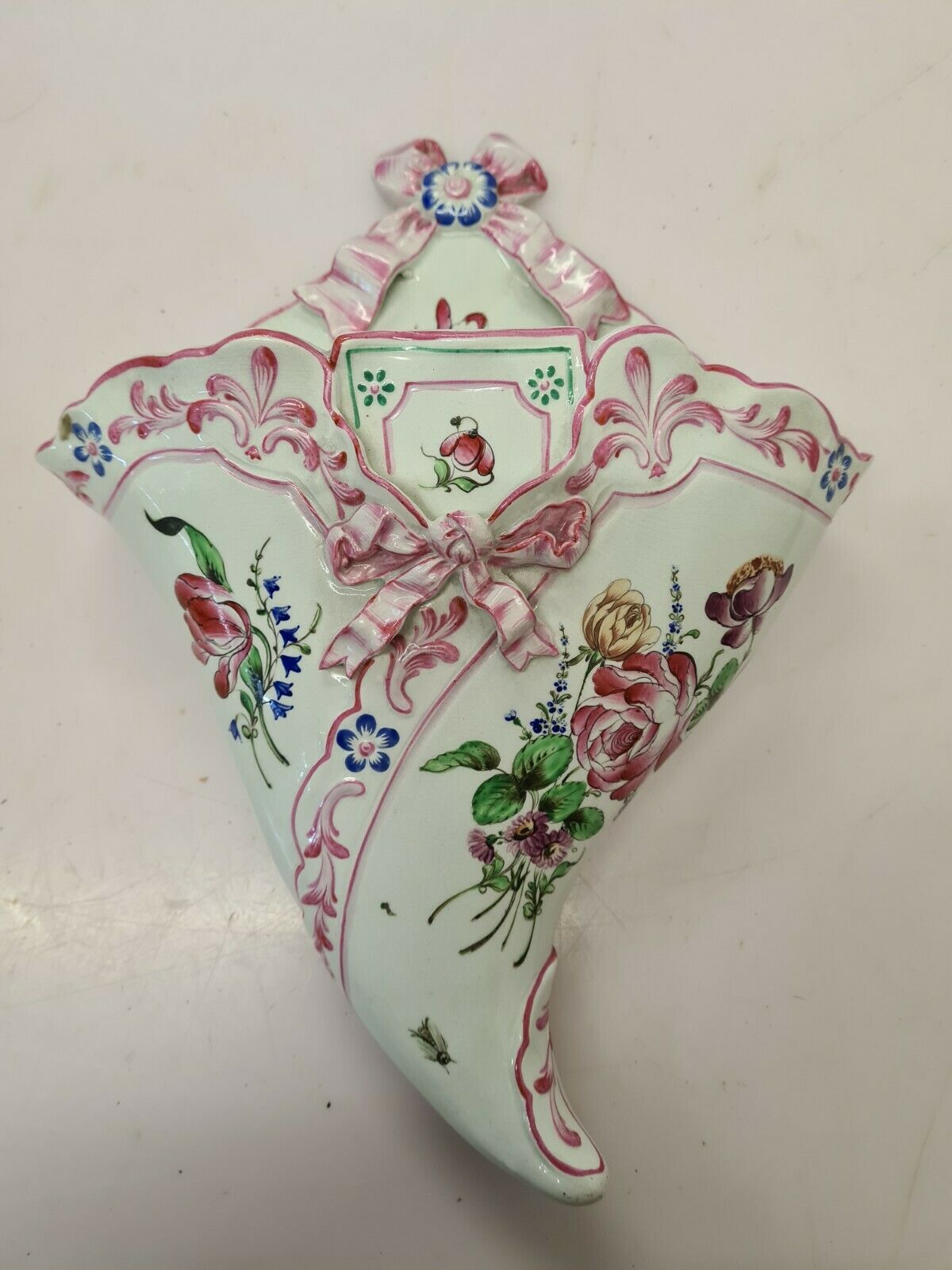 Bouquet door in Luneville earthenware