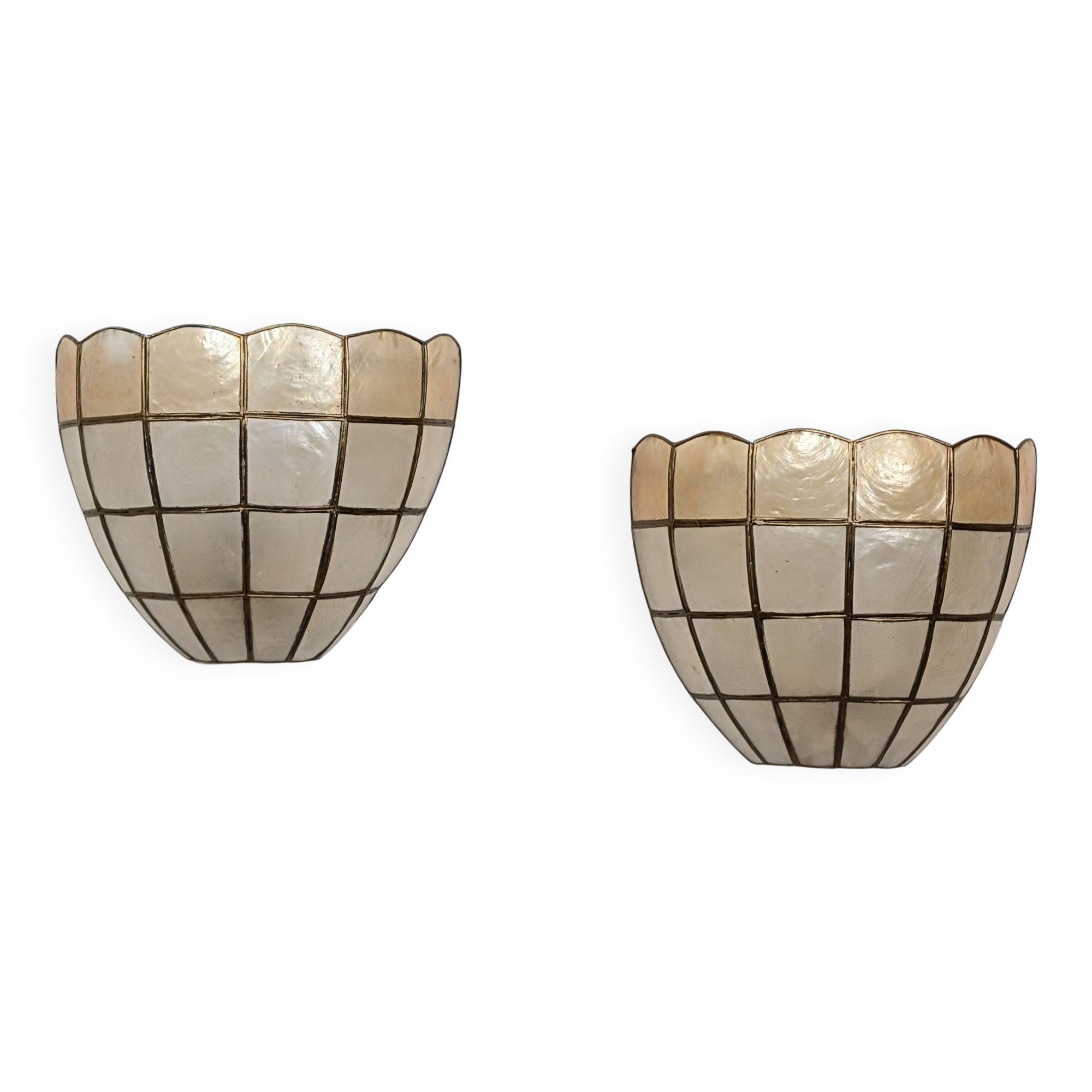 Pair of mother-of-pearl wall lights