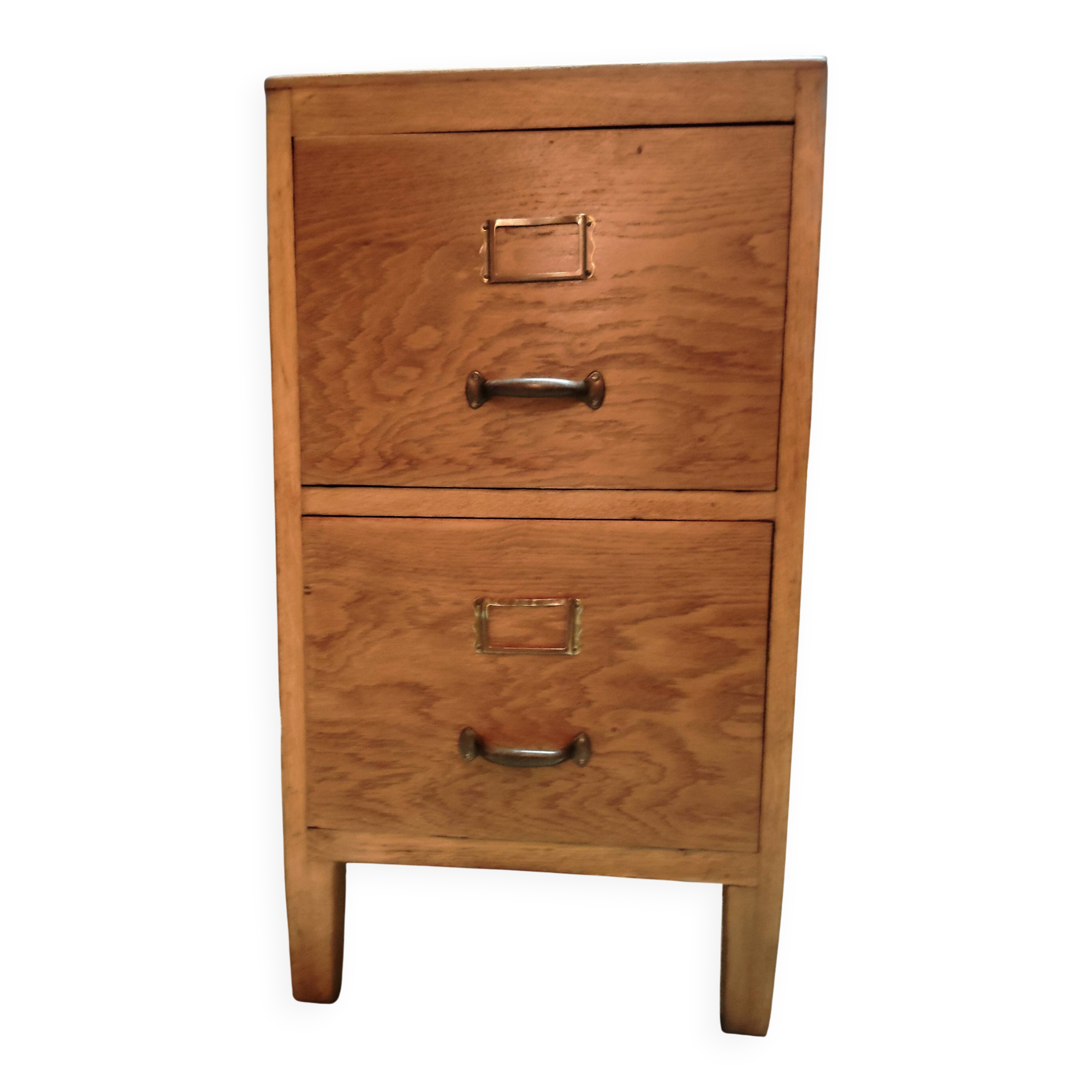 Workbench for freestanding use, lightened