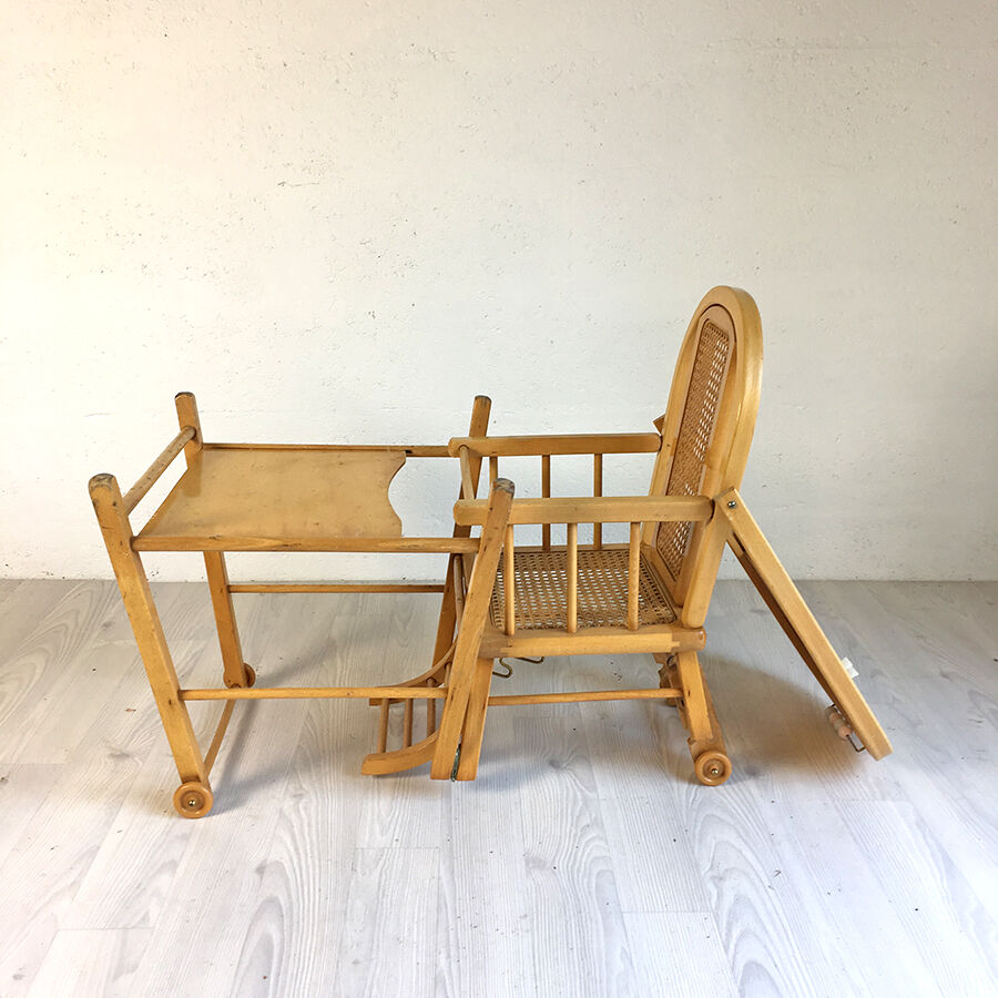 Chaise pour bébé vintage en bois et cannage