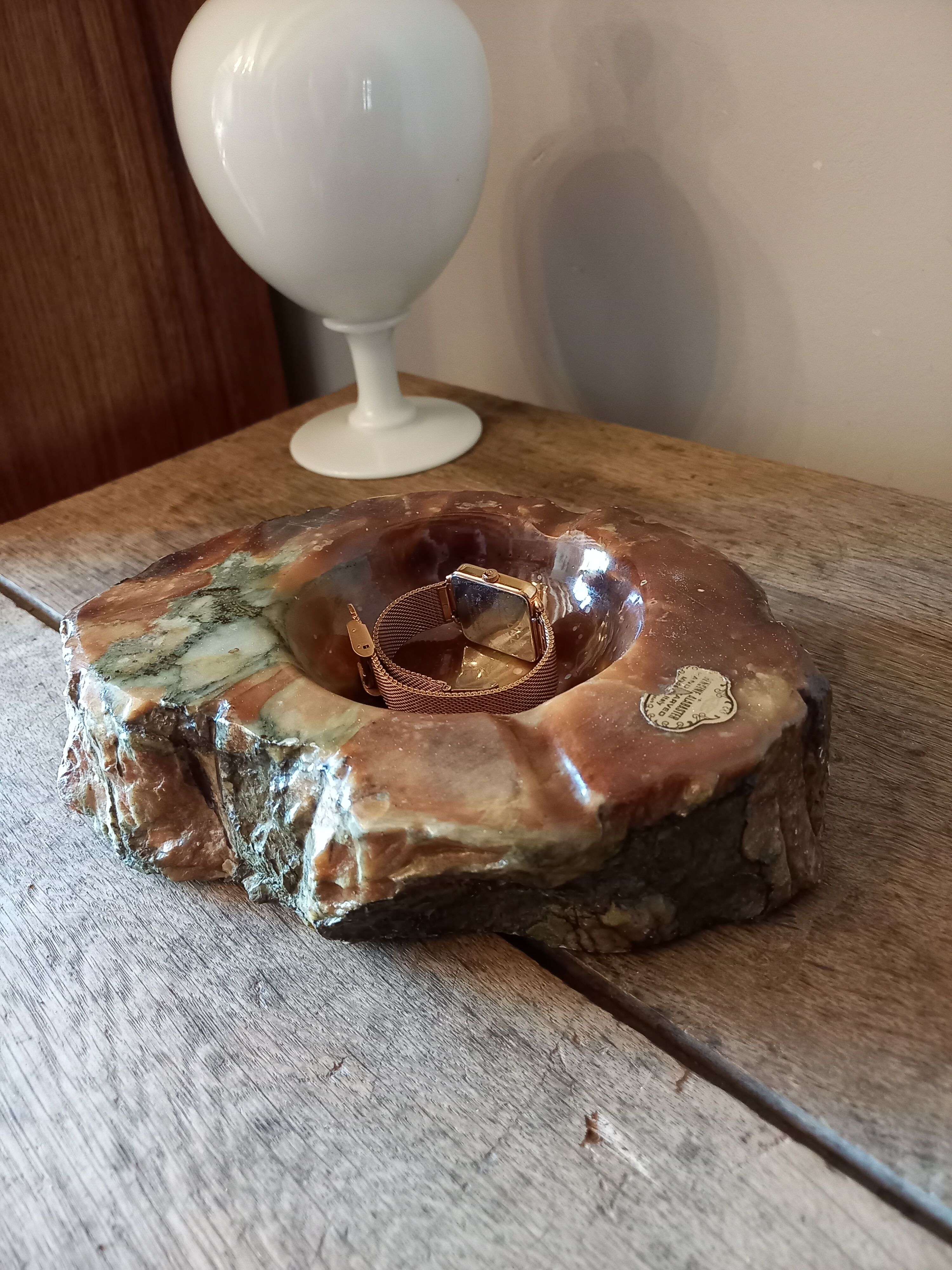 Large vintage alabaster pocket-empty ashtray