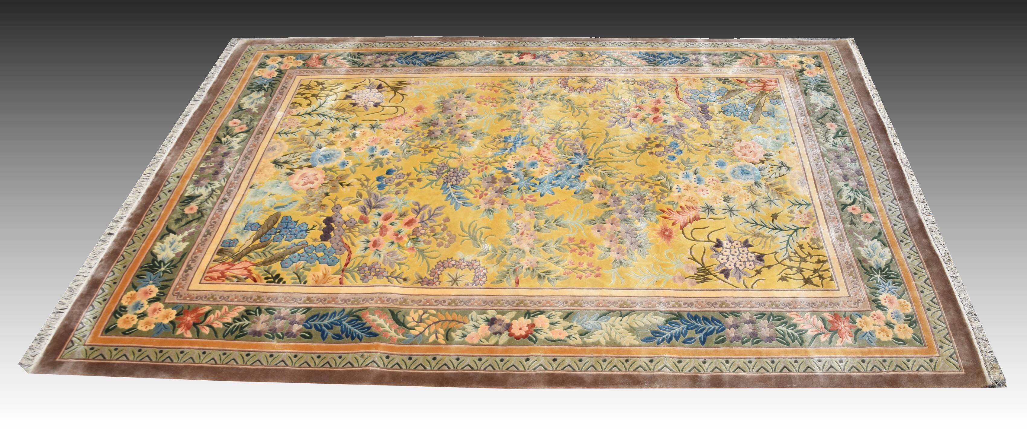 Chinese Art Deco Shanghai Rug: 100% Silk - Handmade: 2.00 X 3.00 M