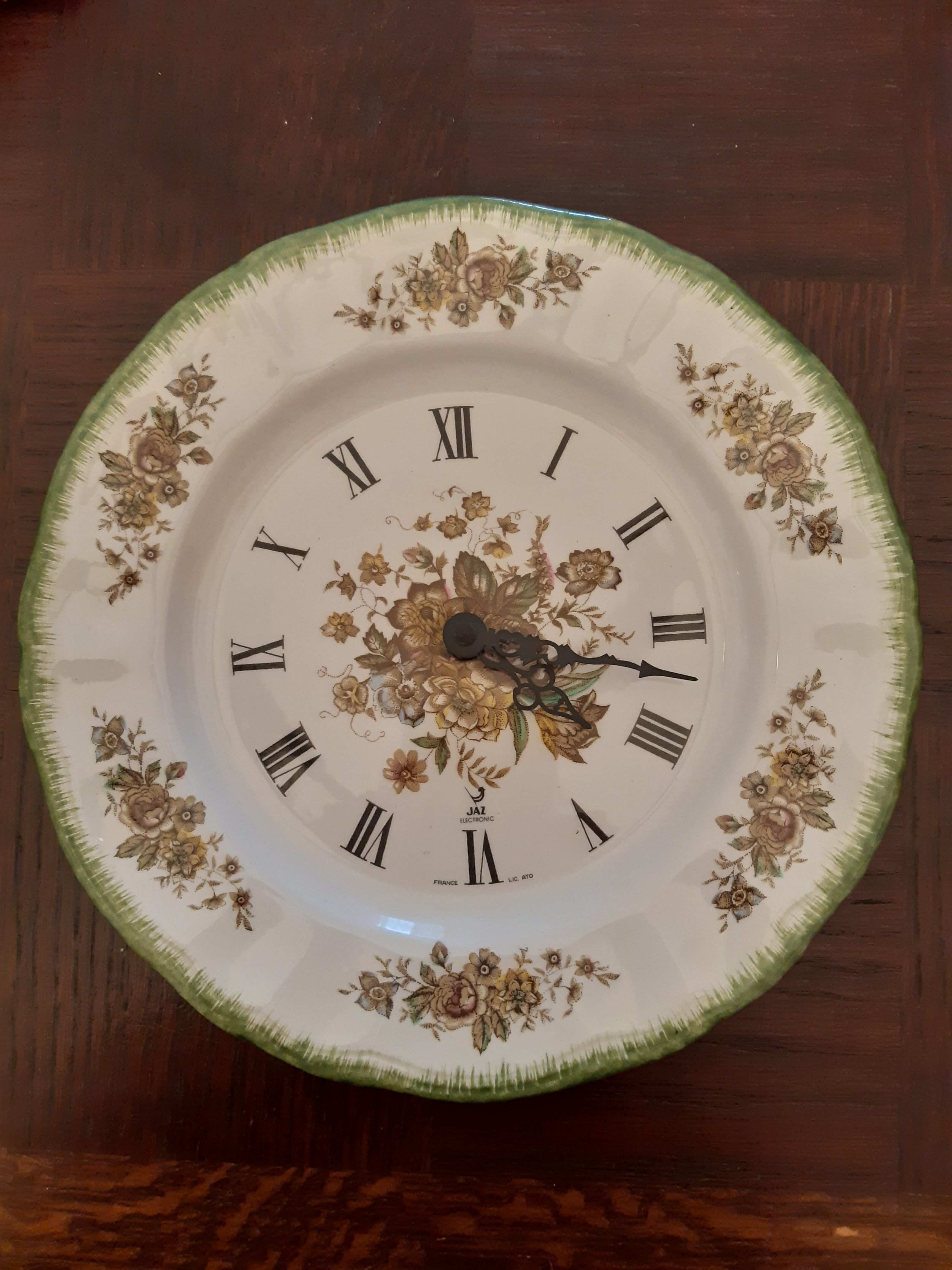 Wall clock plate brand JAZ