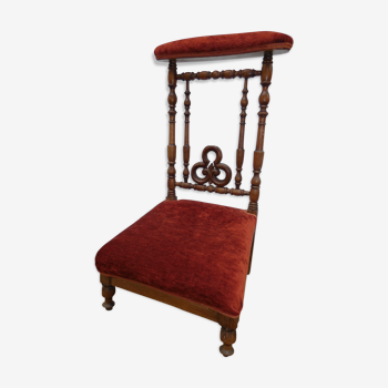 Chaise prie-dieu en bois à assise tapissière en velours XIXème siècle