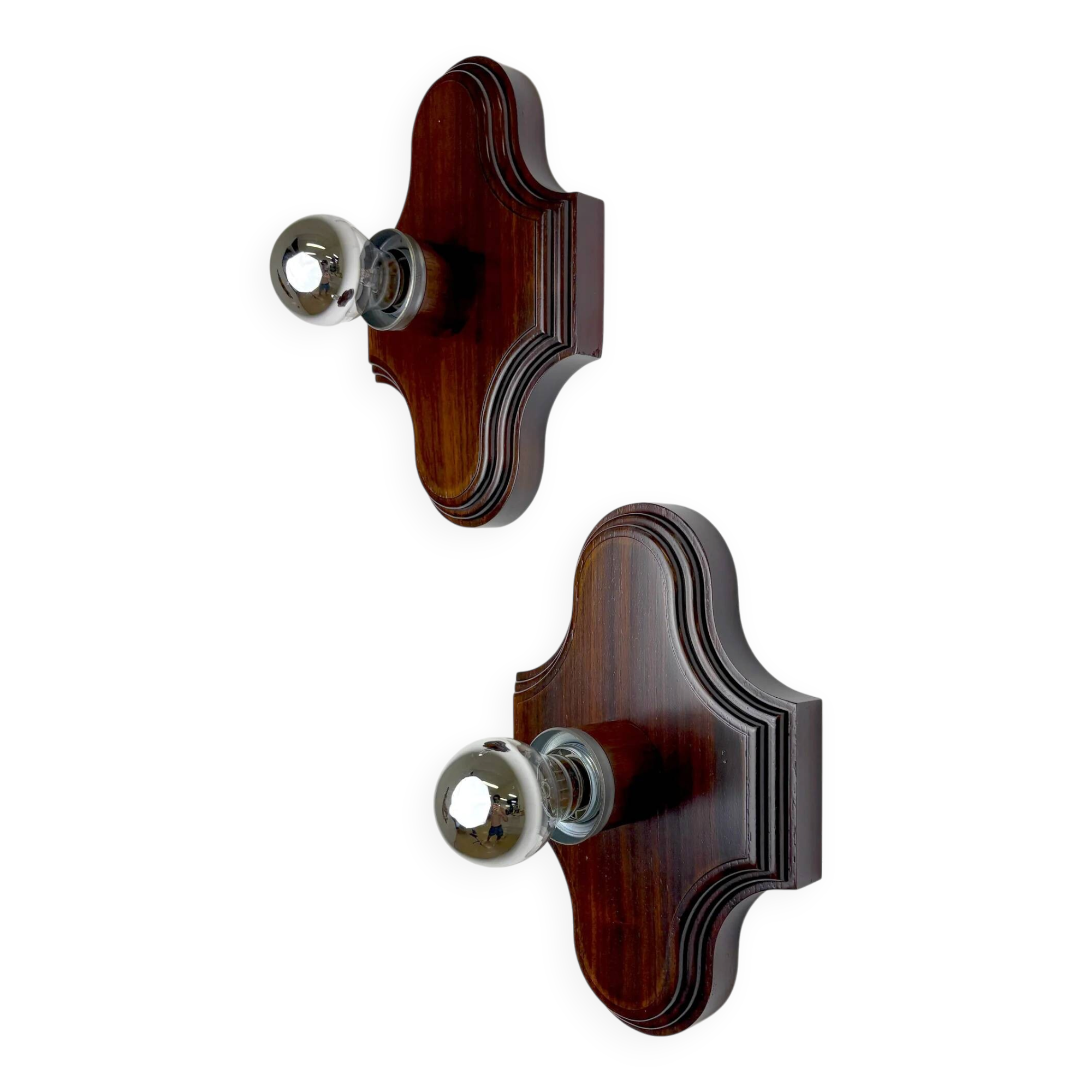 Pair of geometric Art Deco wall lights, carved wood, France, 1960s
