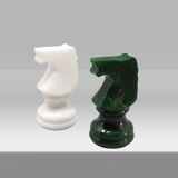 1970s Italian Volterra Alabaster Chess Set in Rare Forest Green and White