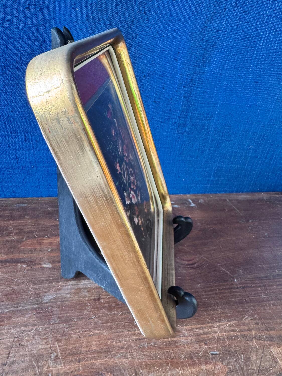 Oil on panel signed Gino Tassinari (1920-2001) Still life