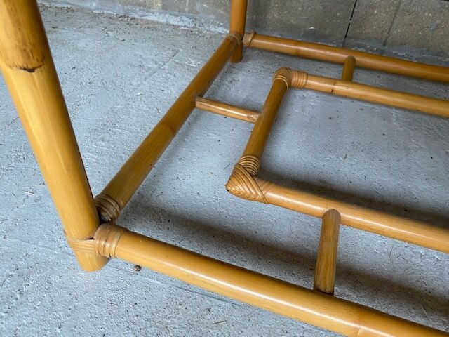 Rattan coffee table vintage glass top 1970