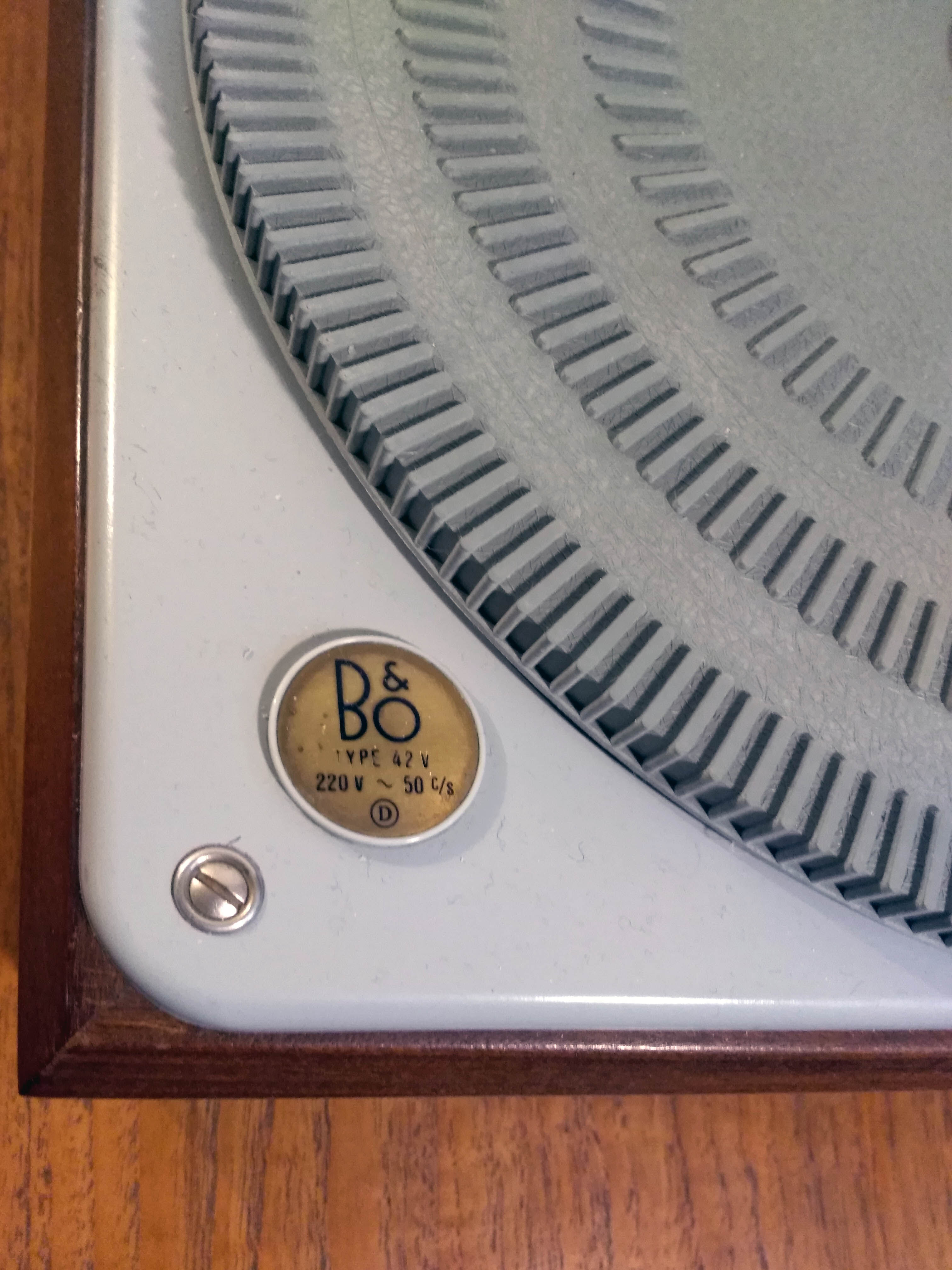 Turntable Bang & Olufsen 42 V 1963