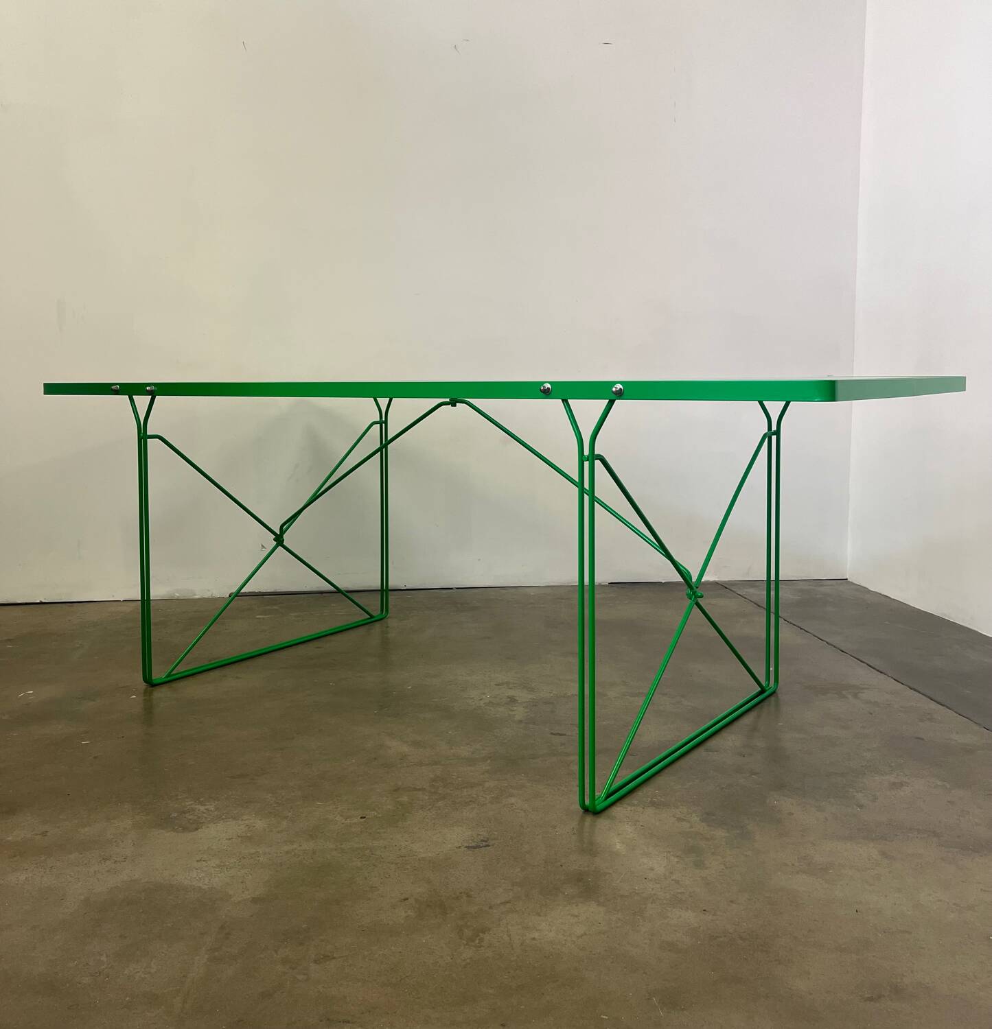 Vintage table "moment", design Niels Gammelgaard circa 1980