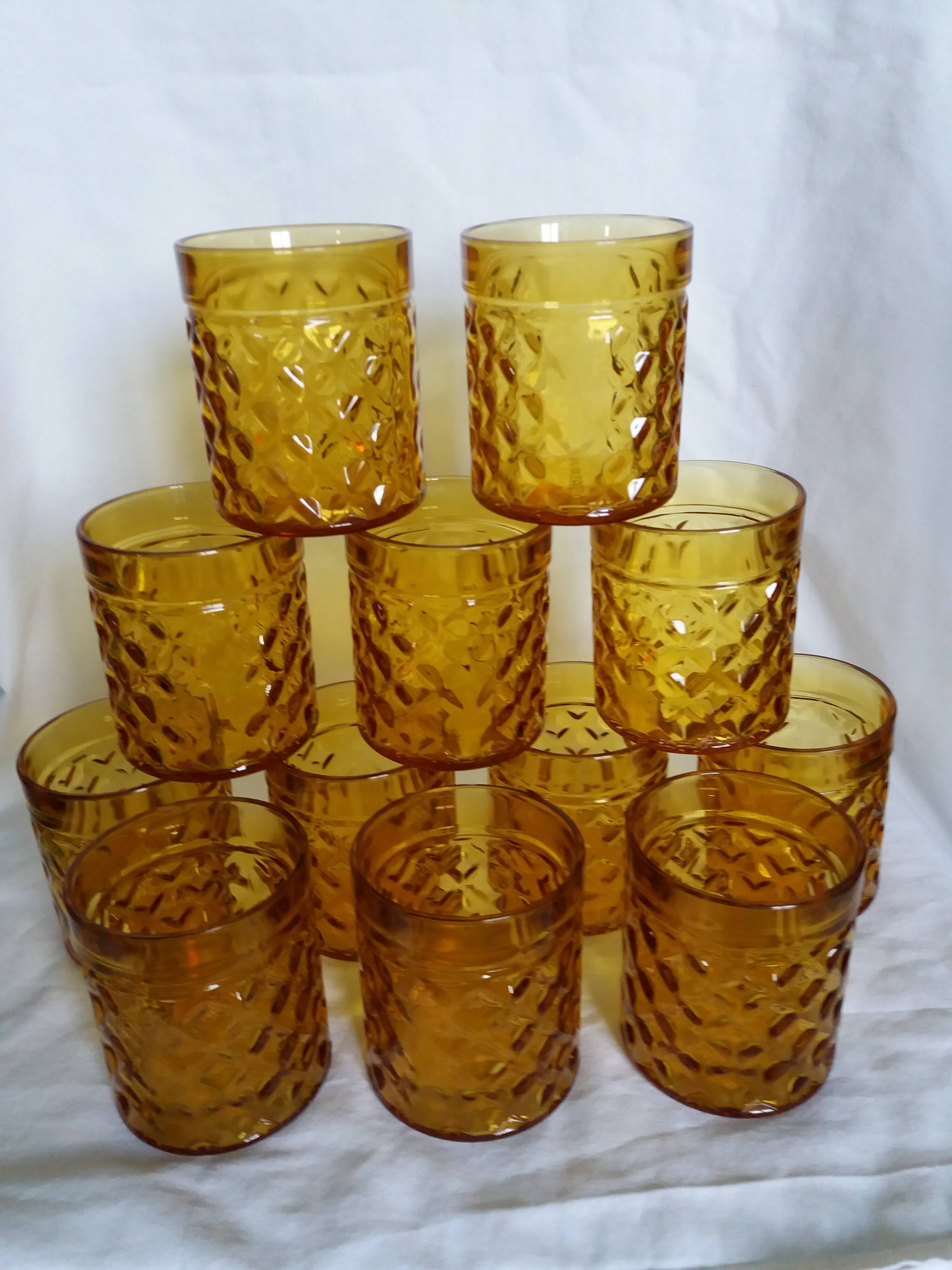 Pernod glasses with pineapple diamond tip decoration