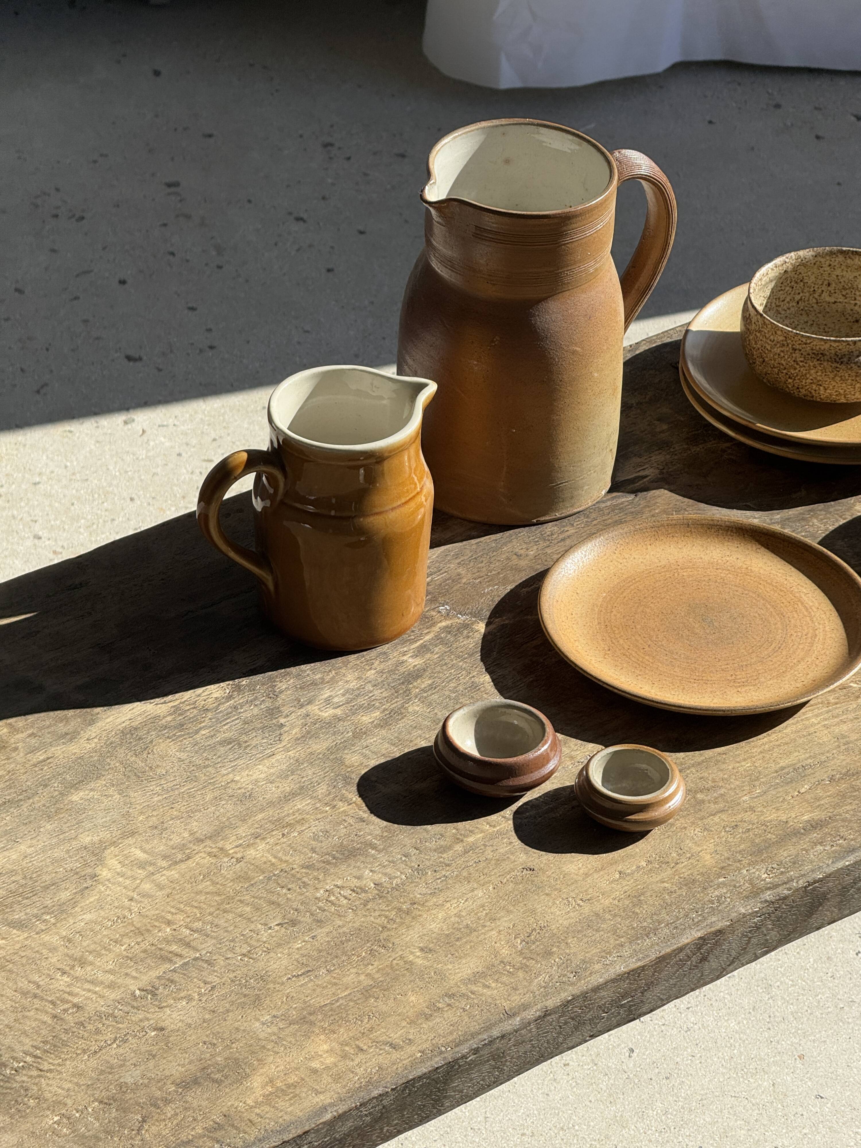 Lot de 4 assiettes à dessert en grès beige liseré brun Sarreguemines grès