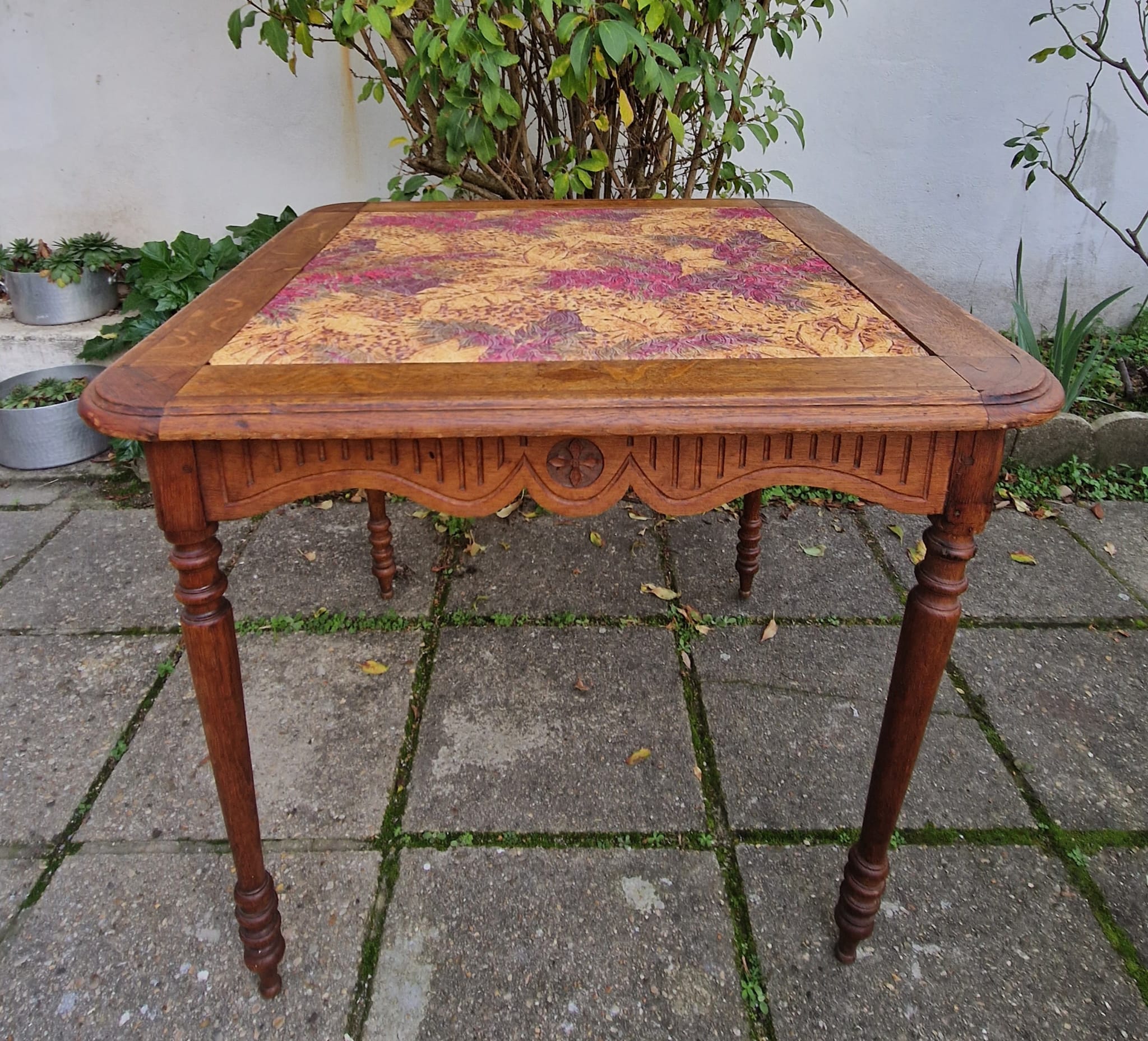 Early 20th century bridge table