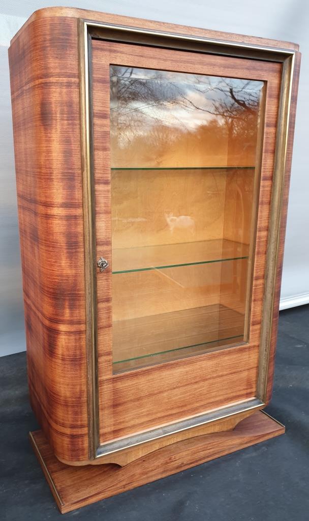 Art Deco showcase 1930 Zebrano, Sycamore and brass foot mustache