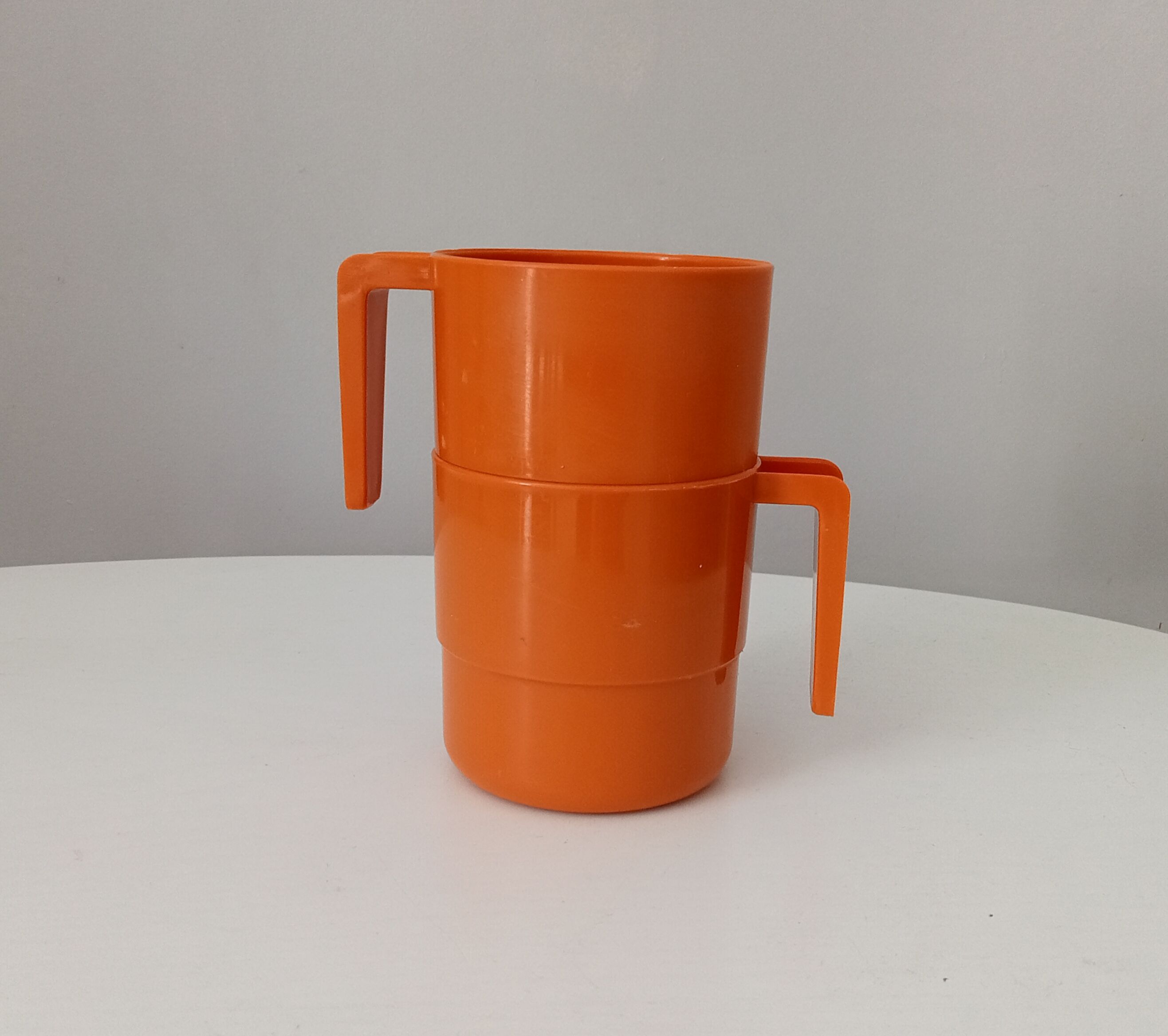 Pair of vintage cups 70s