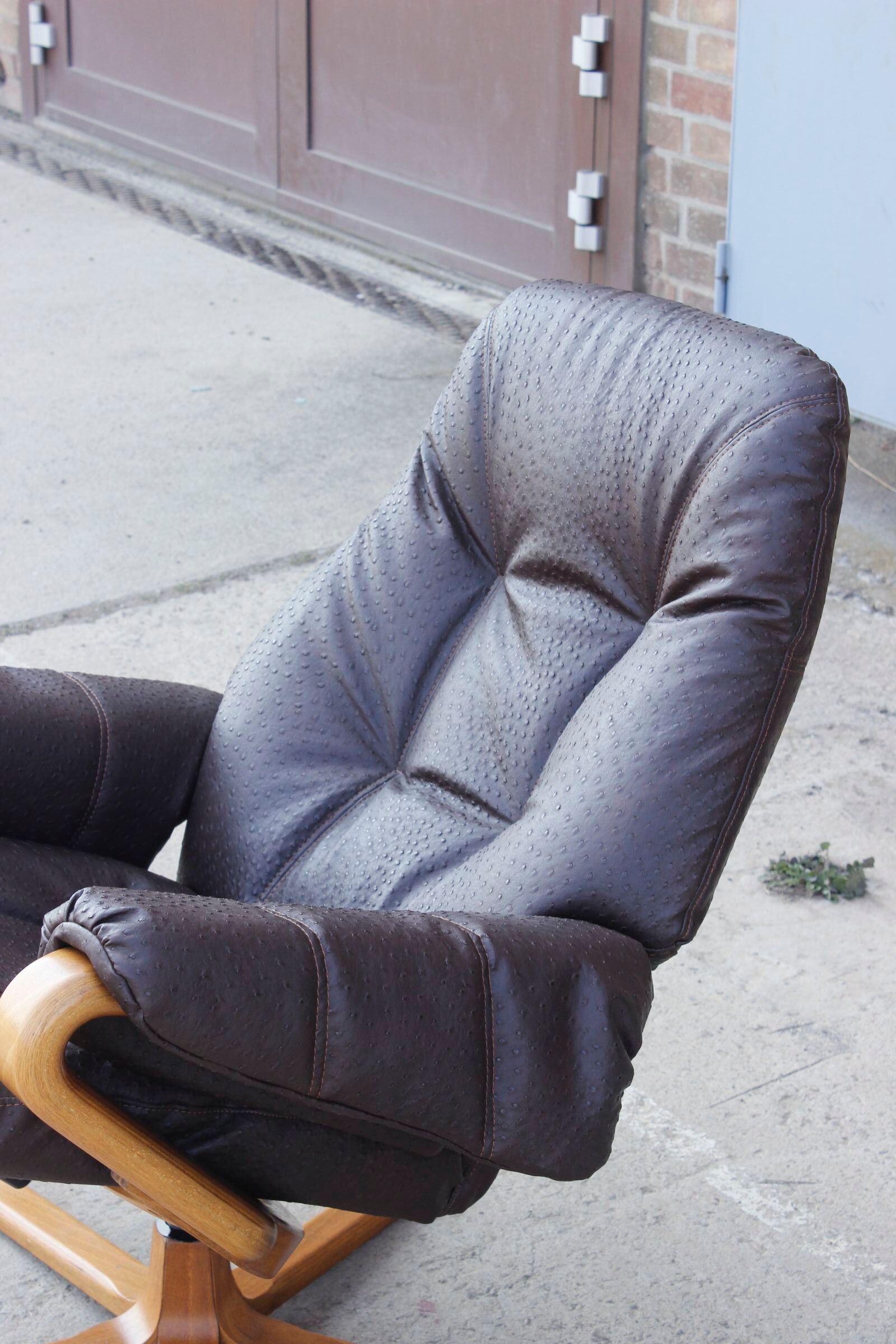 Relaxation armchair & Ottoman Scandinavian design Sweden 1960s