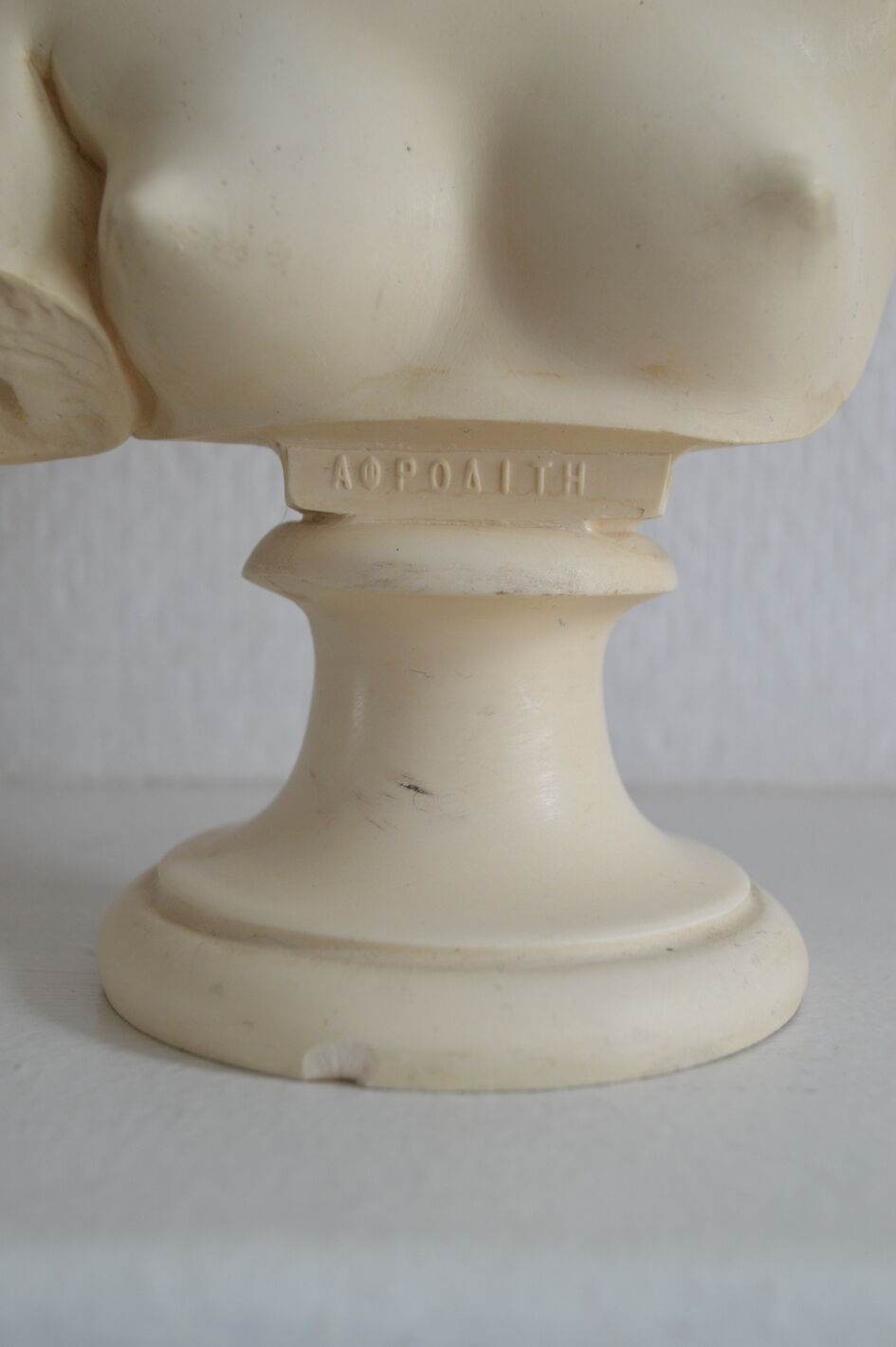 Bust Aopoaith Venus de Milo