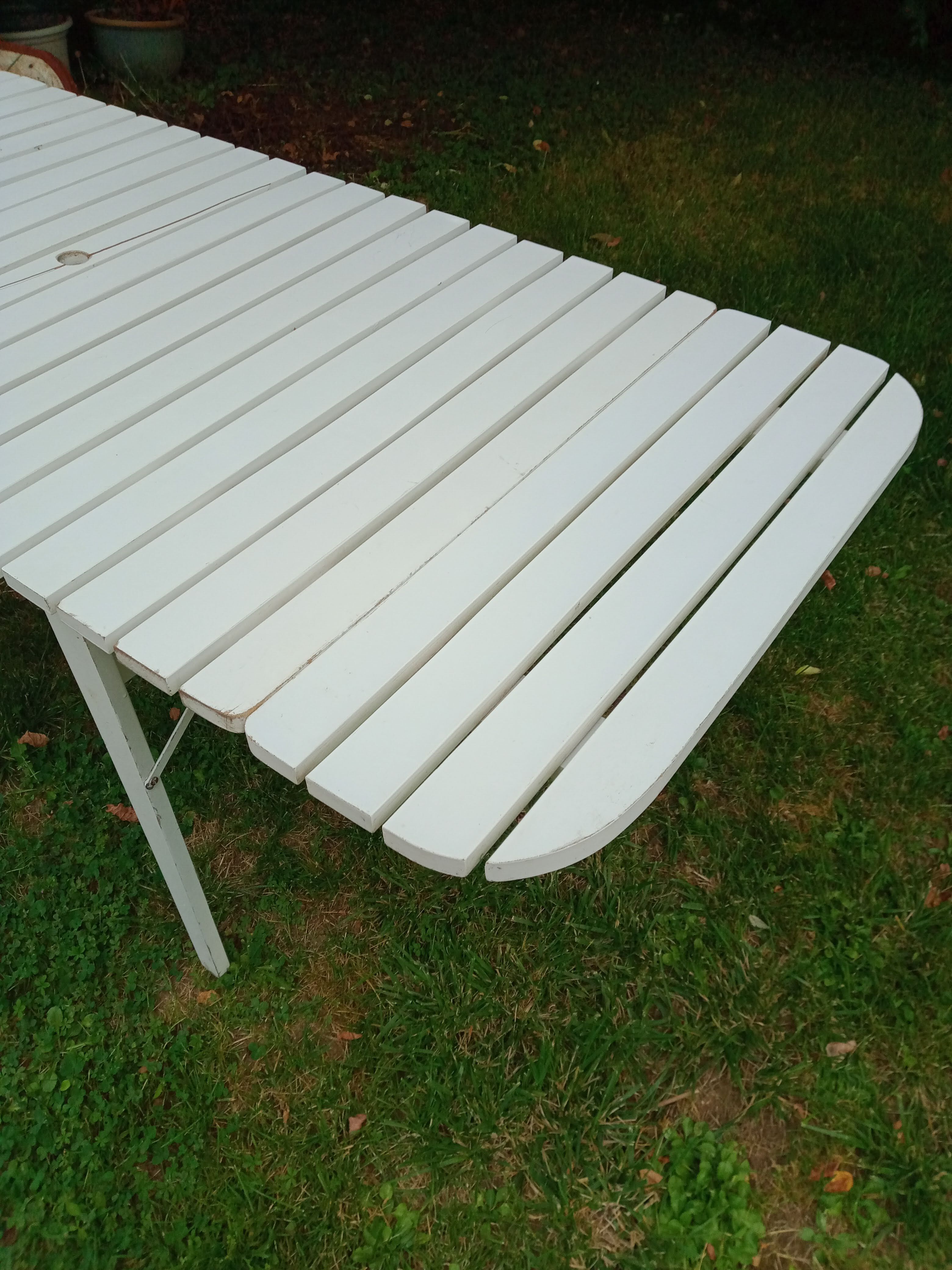 Vintage garden furniture R Gleizes in white painted wood