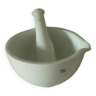 Mortar and pestle in porcelain gdv pharmacy apothecary