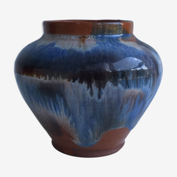 Ceramic pot