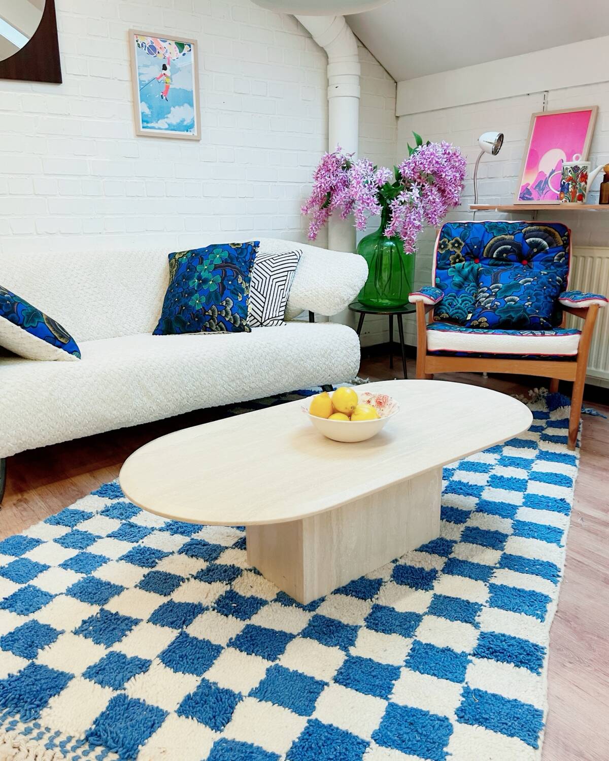 Coffee table in solid wood, 70s style.