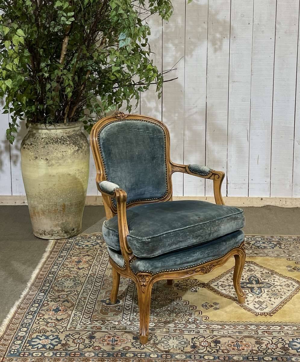 Fauteuil cabriolet de style Louis XV en hêtre