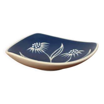 Pottery bowl studio model 2071 Danish modern mid-century with floral design by Søholm, 1960s.