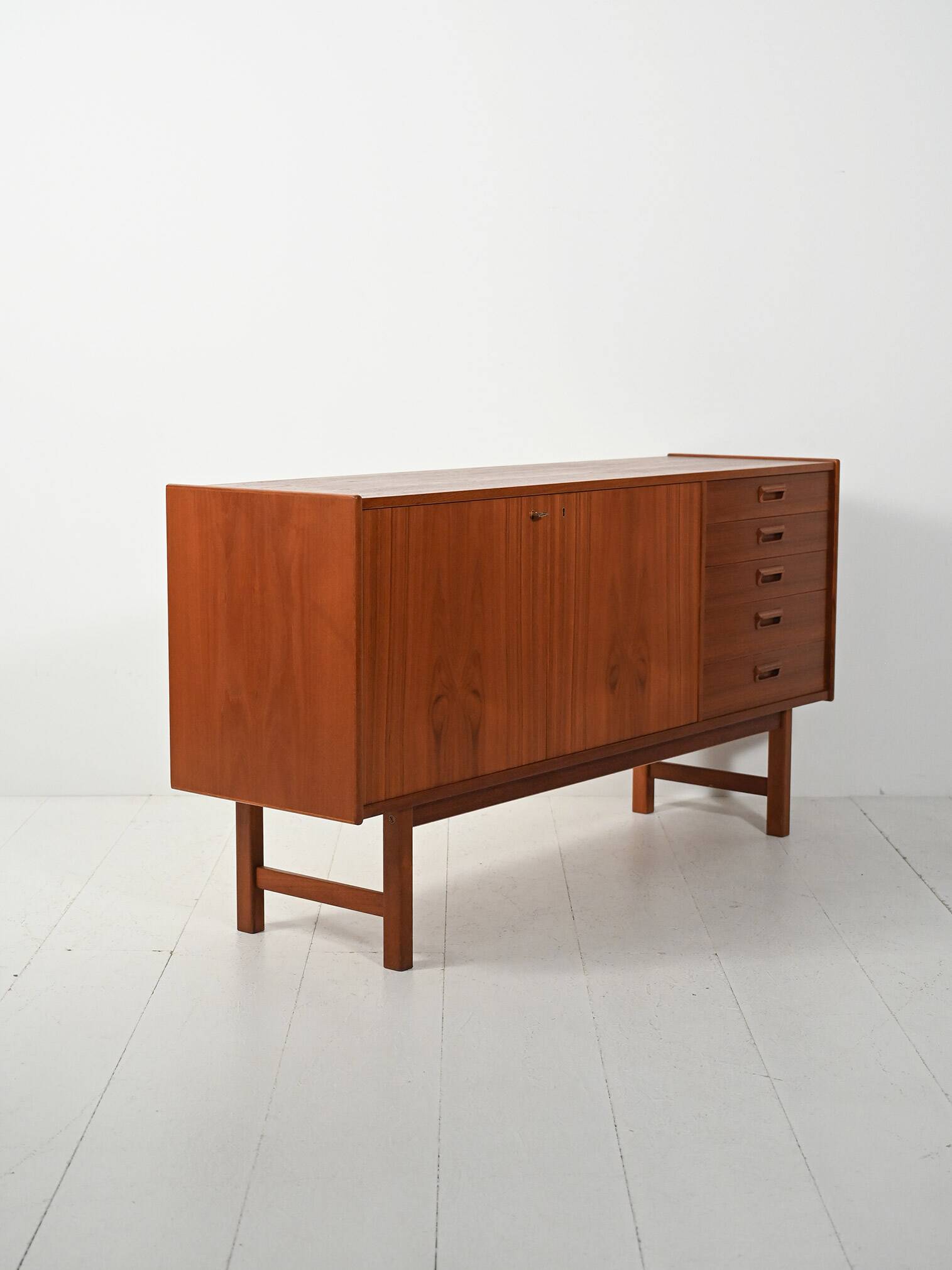Scandinavian 1960s sideboard with projecting handles