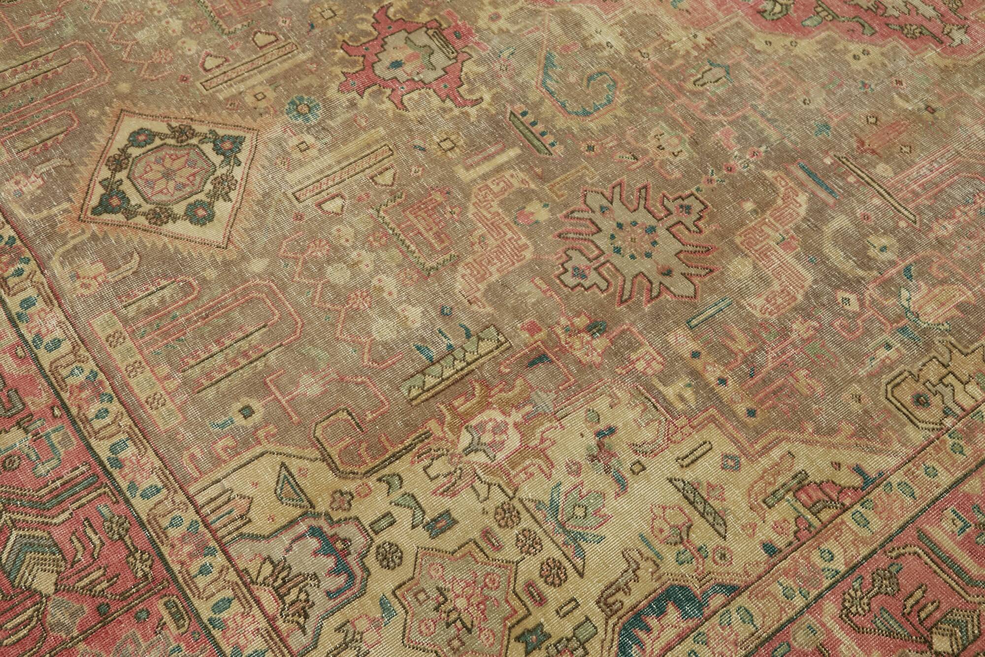 1970s 245 cm x 340 cm beige wool carpet