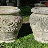 Pair of Medici pot caches in reconstituted stone