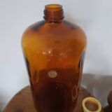 Amber carboy
