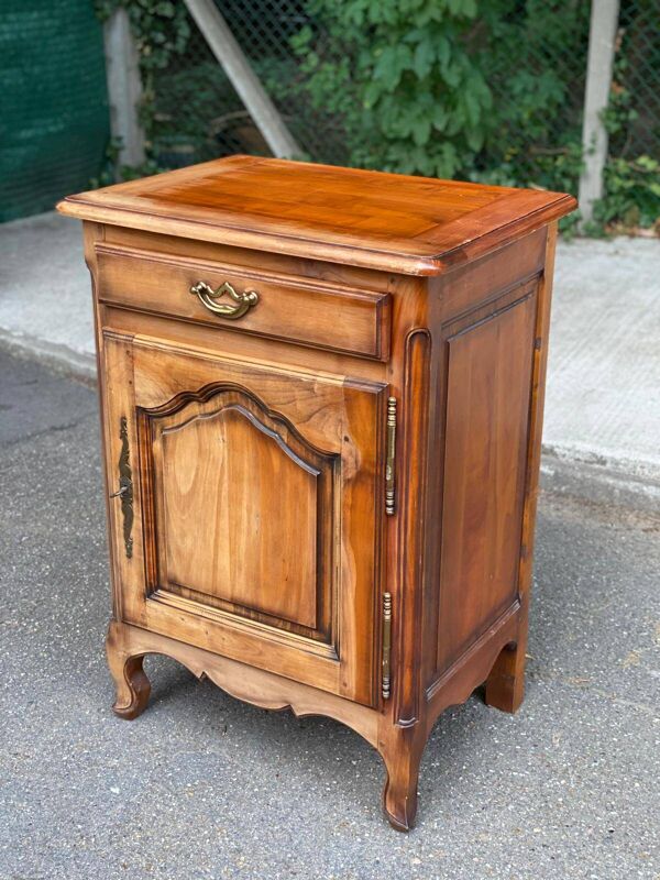 Commode vintage en bois massif chêne Louis XV du 19ème