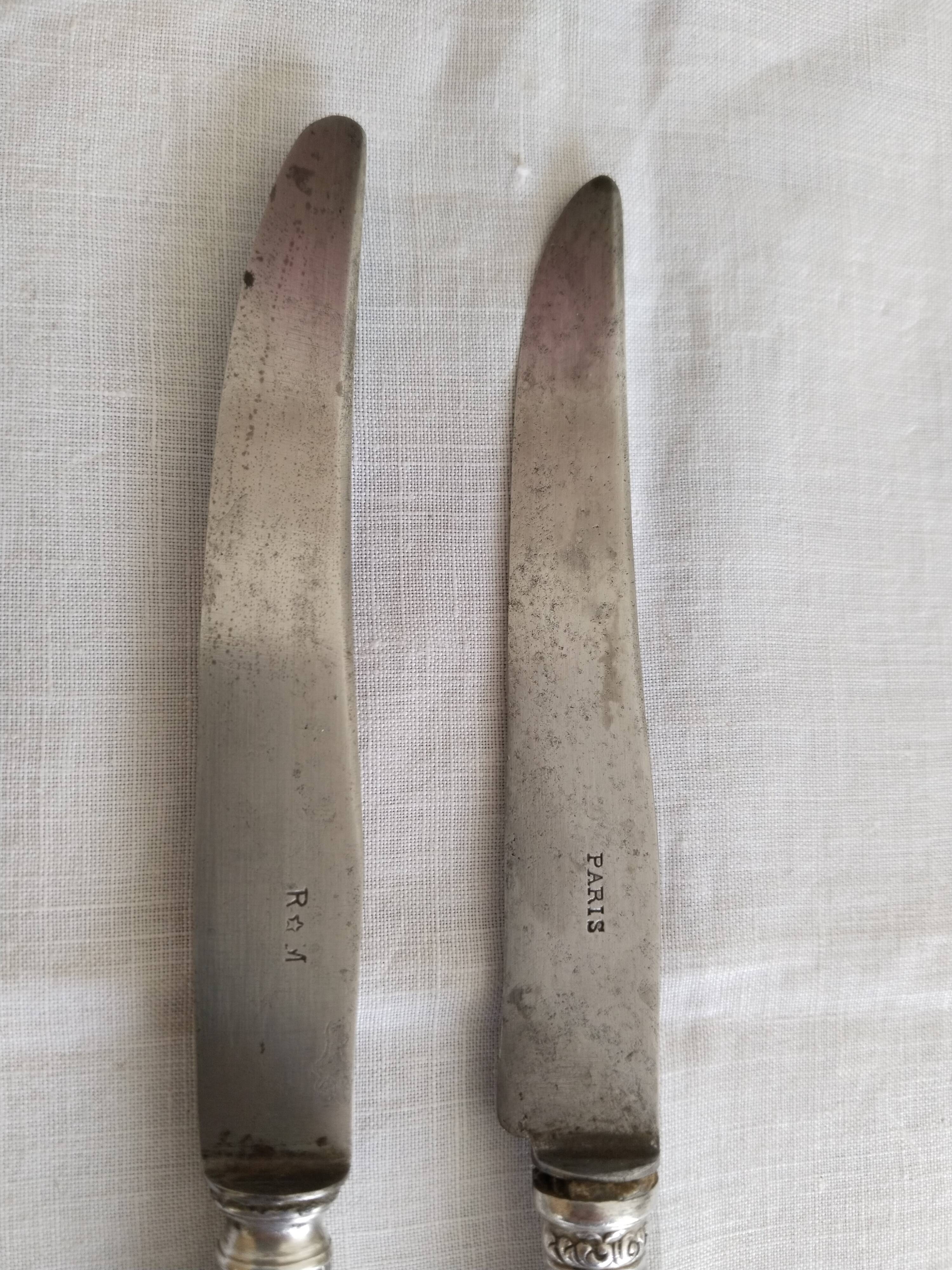 Set of 2 vintage knives, steel blade and silver handle