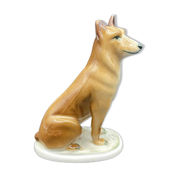 Vintage sitting dog in porcelain Zsolnay Pécs – Hungary, 1960s