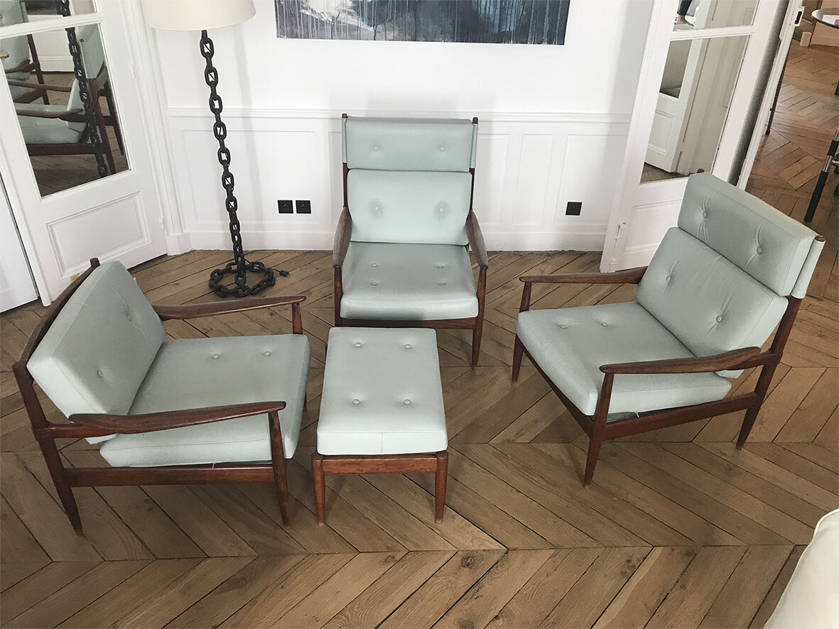 Walnut and leather living room set by beka 1960