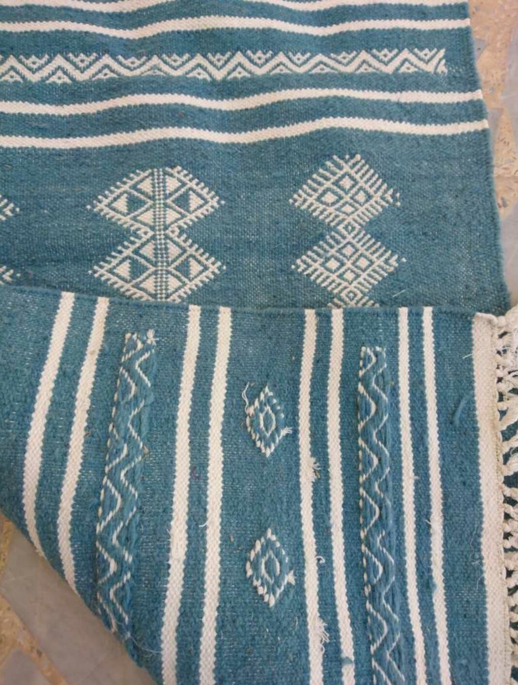 Blue in pure wool kilim rug