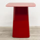 Table basse rouge Vitra metal side table