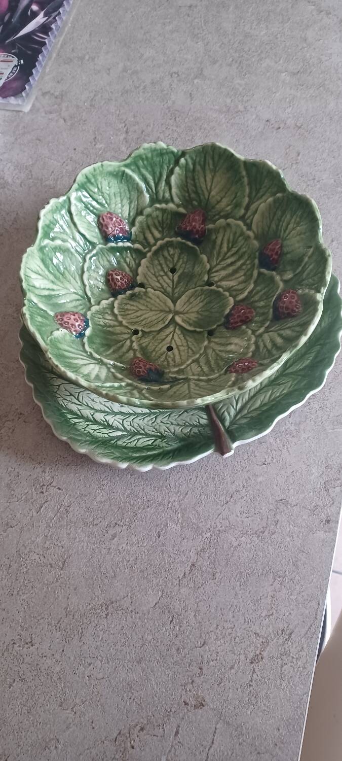 Strawberry drainer