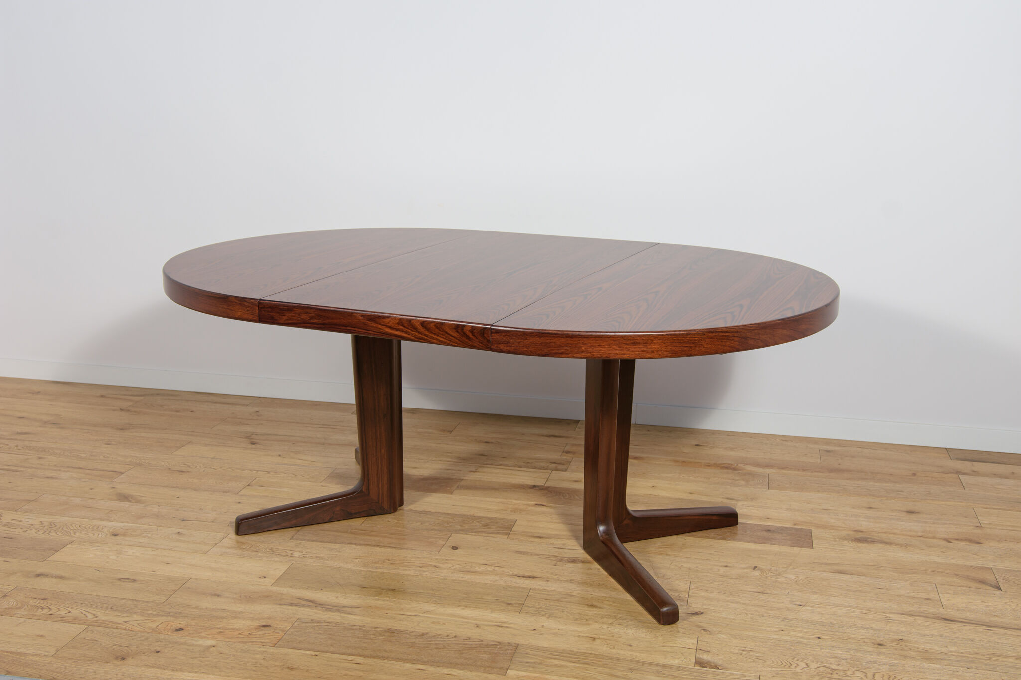 Mid-century round rosewood extendable dining table, Denmark, 1960s