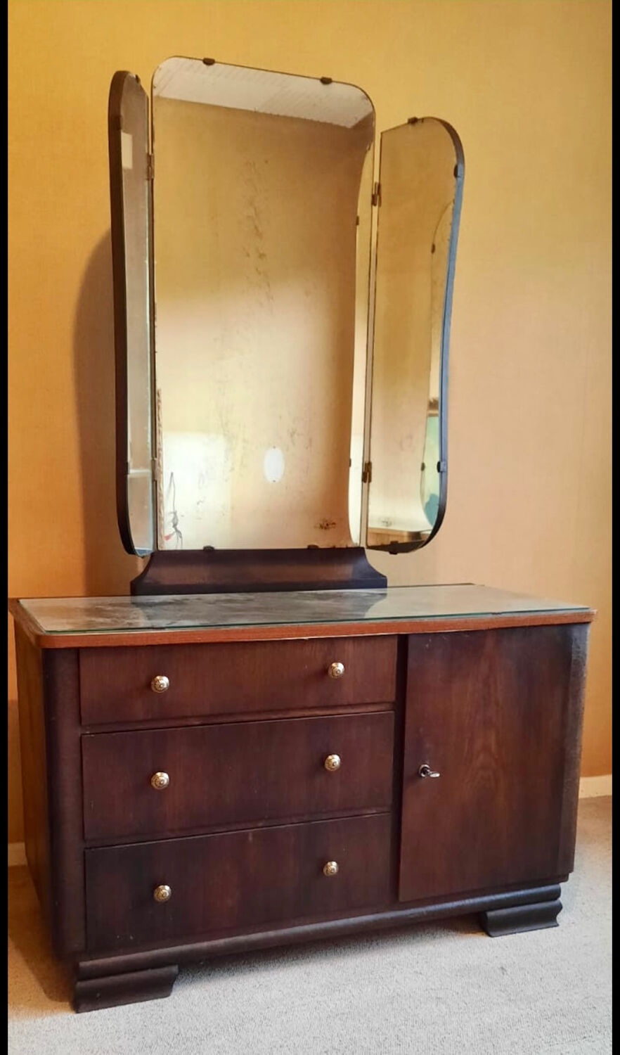 Coiffeuse années 50
