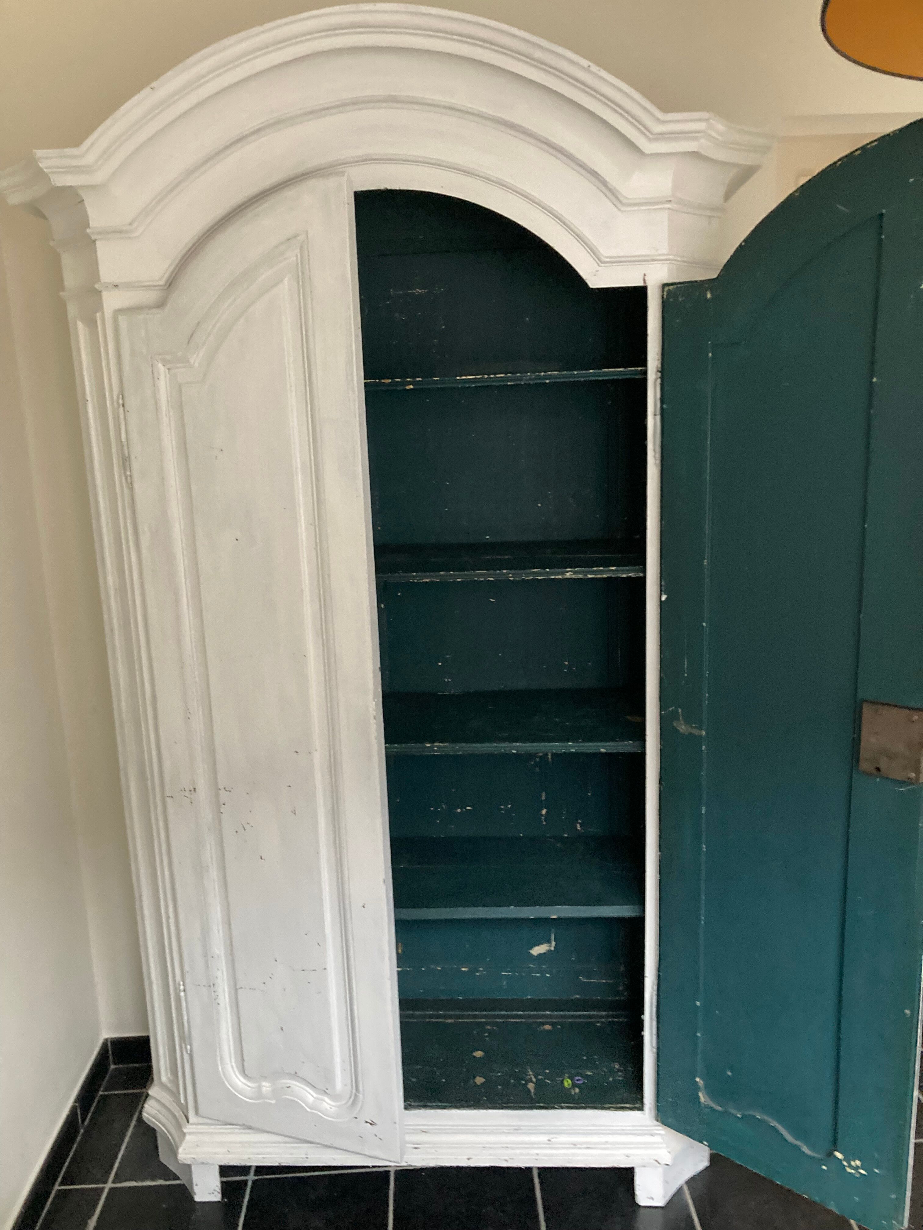 Armoire style Louis XV