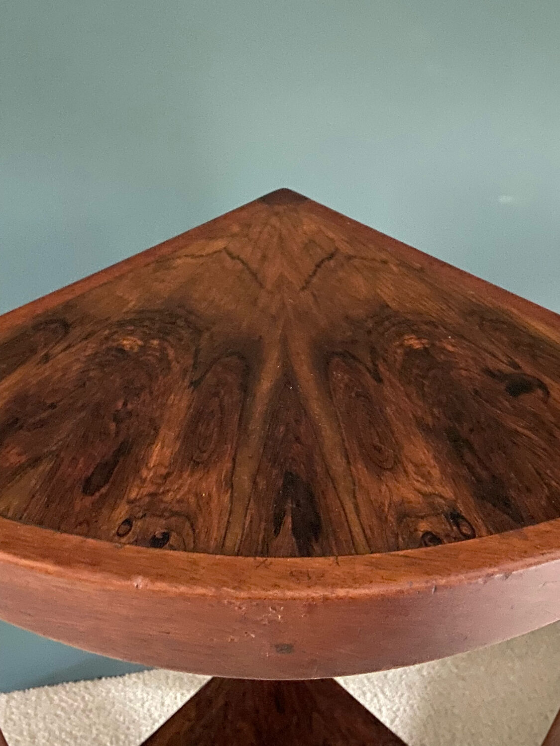 Pair of bedside tables, rosewood necks