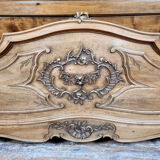 Centre bed Louis XV Baroque curved walnut circa 1850