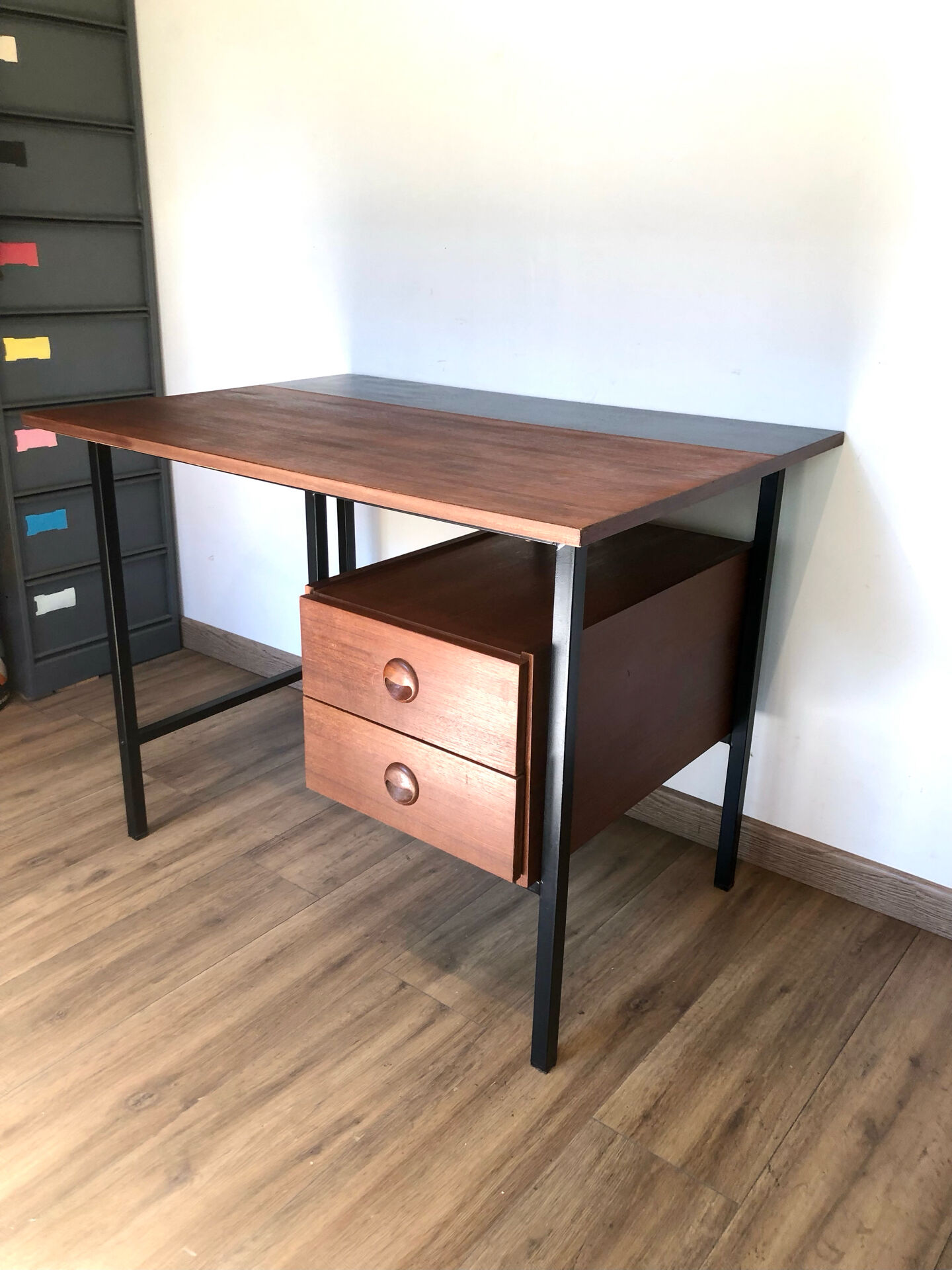 Modernist desk