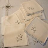 Nappe lin brodée main et 12 serviettes assorties